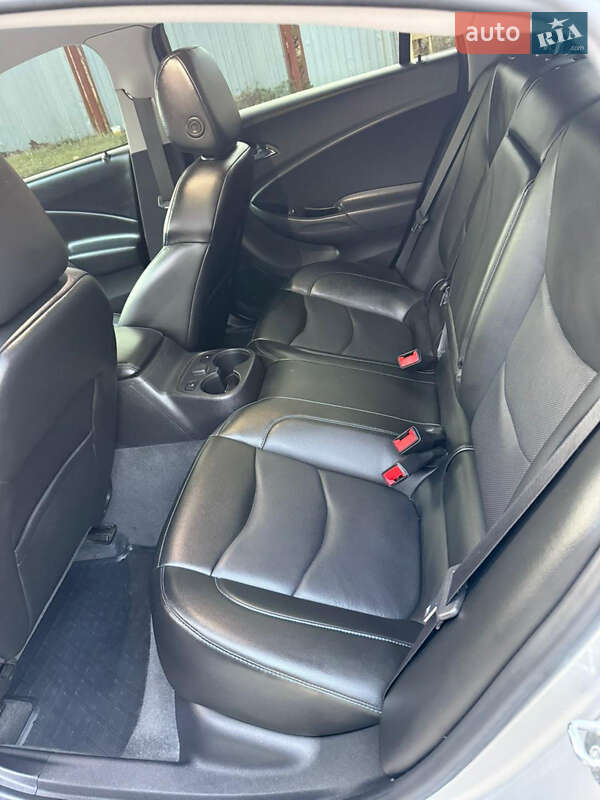 Хэтчбек Chevrolet Volt 2018 в Одессе фото 21 Хэтчбек Chevrolet Volt 2018 в Одессе