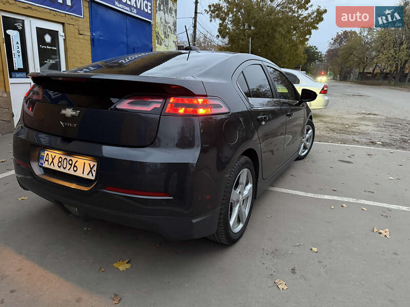 Хэтчбек Chevrolet Volt 2015 в Харькове