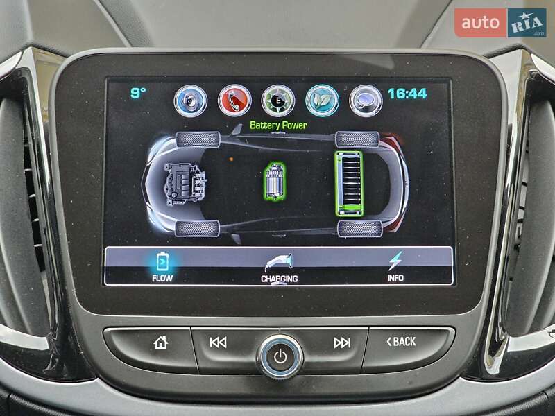 Хэтчбек Chevrolet Volt 2016 в Киеве