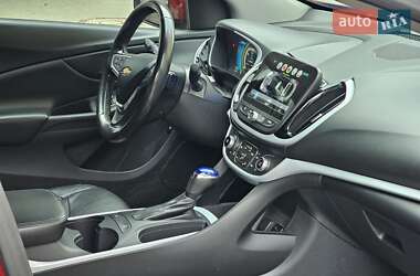 Хэтчбек Chevrolet Volt 2016 в 