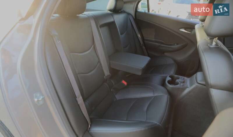 Хетчбек Chevrolet Volt 2017 в Харкові