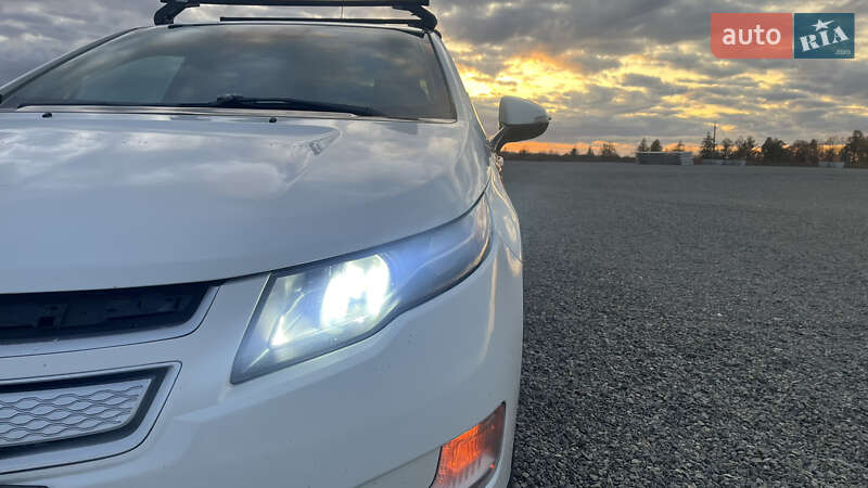 Хэтчбек Chevrolet Volt 2014 в Тернополе