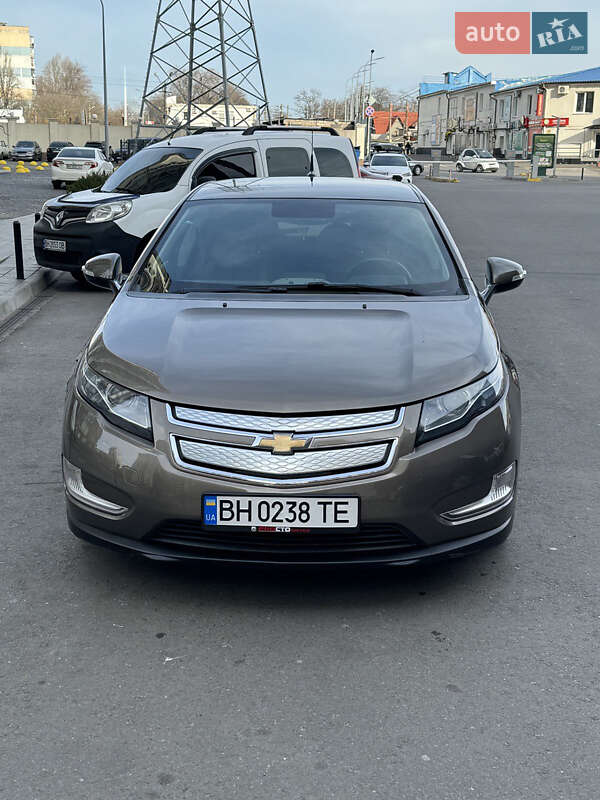 Хэтчбек Chevrolet Volt 2014 в Одессе фото 3 Хэтчбек Chevrolet Volt 2014 в Одессе