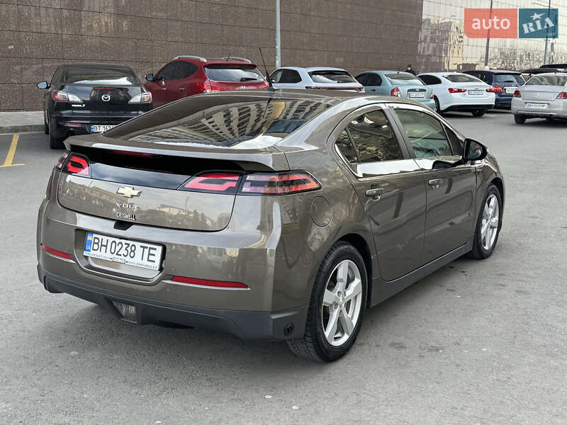Хэтчбек Chevrolet Volt 2014 в Одессе фото 8 Хэтчбек Chevrolet Volt 2014 в Одессе