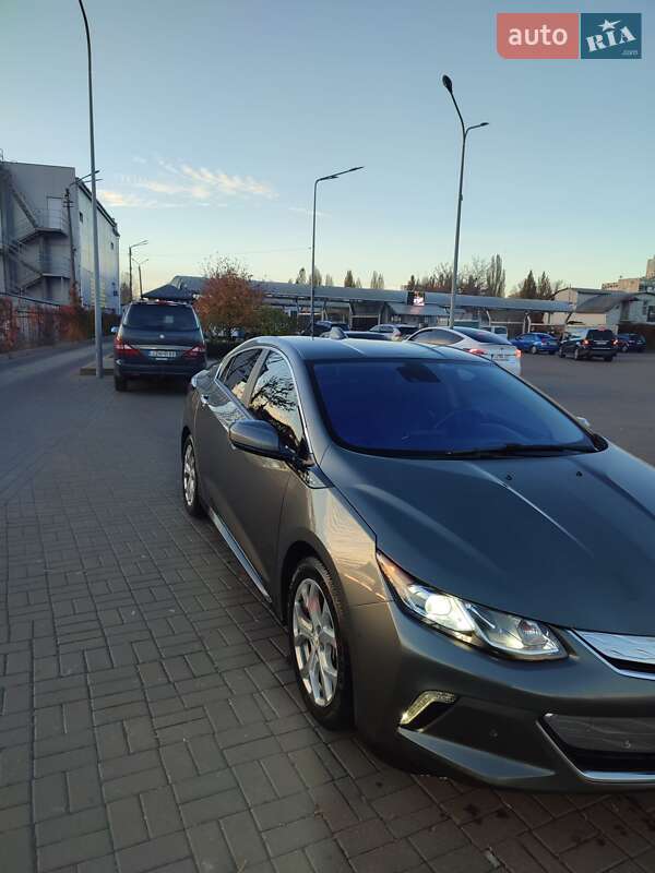 Хэтчбек Chevrolet Volt 2015 в Киеве фото 5 Хэтчбек Chevrolet Volt 2015 в Киеве