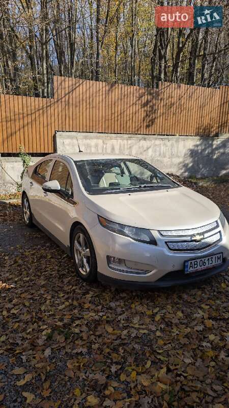 Хэтчбек Chevrolet Volt 2014 в Виннице фото 2 Хэтчбек Chevrolet Volt 2014 в Виннице