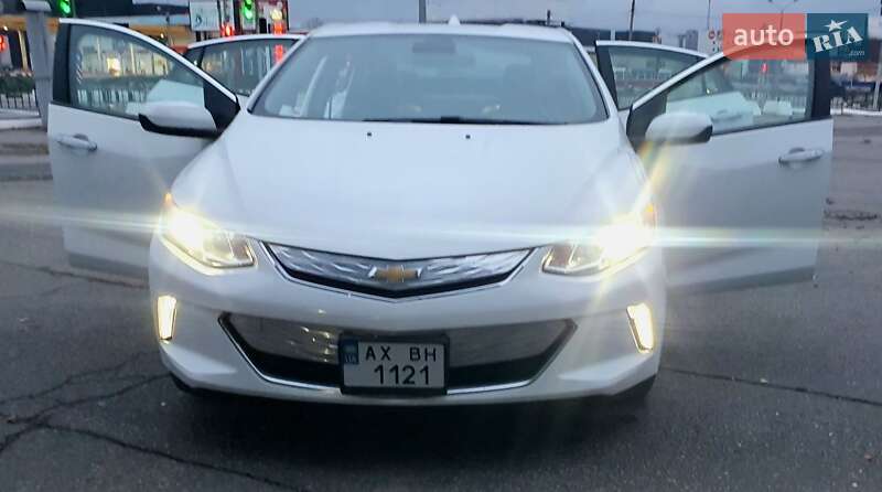 Хэтчбек Chevrolet Volt 2017 в Харькове