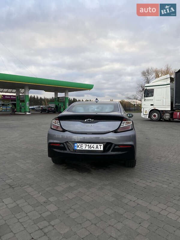 Хетчбек Chevrolet Volt 2017 в Кам'янському