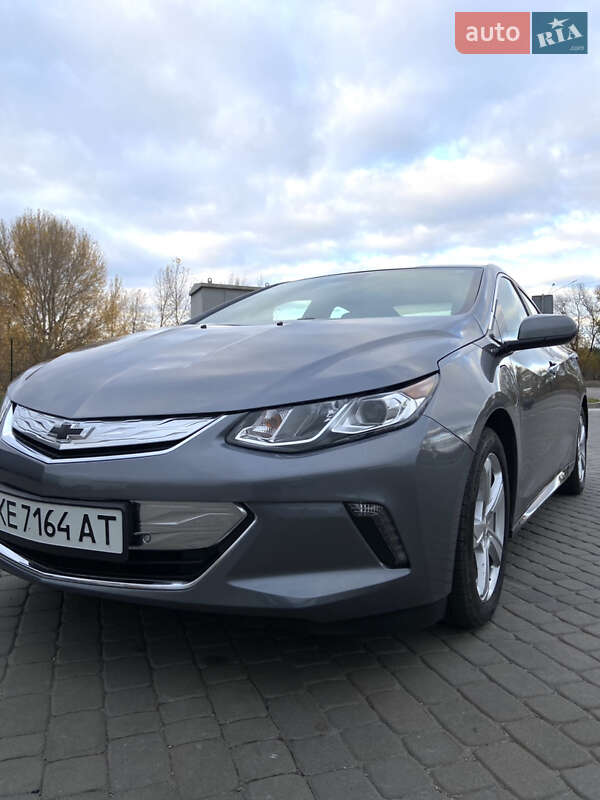 Хетчбек Chevrolet Volt 2017 в Кам'янському