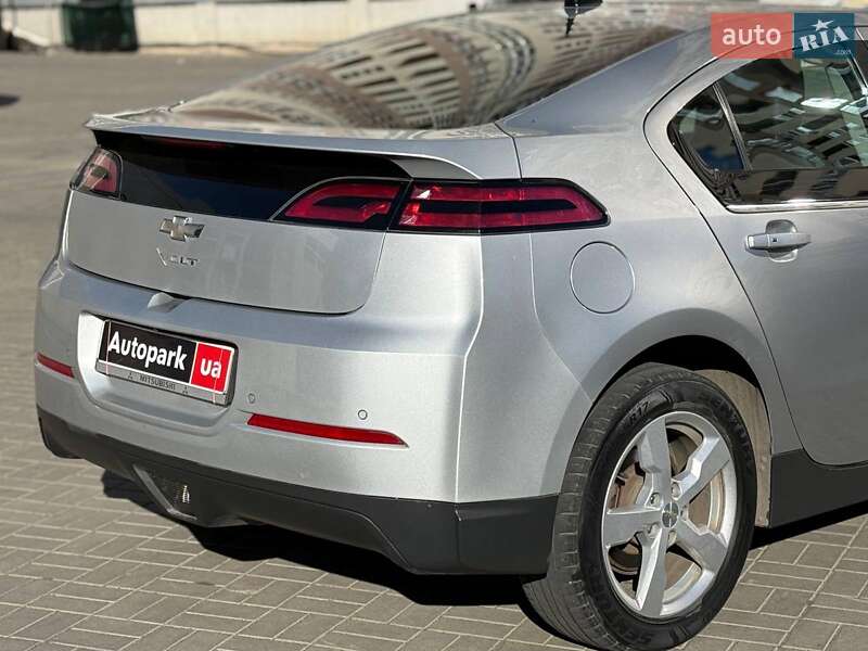 Хэтчбек Chevrolet Volt 2014 в Одессе фото 8 Хэтчбек Chevrolet Volt 2014 в Одессе