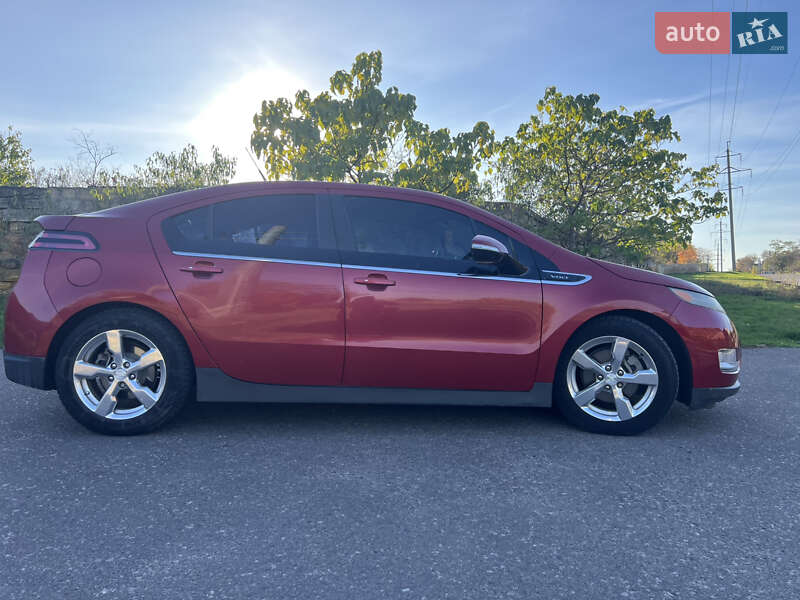 Хэтчбек Chevrolet Volt 2011 в Одессе фото 7 Хэтчбек Chevrolet Volt 2011 в Одессе