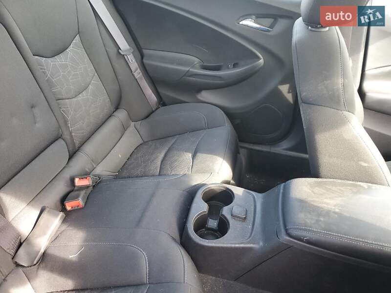 Хетчбек Chevrolet Volt 2016 в Львові
