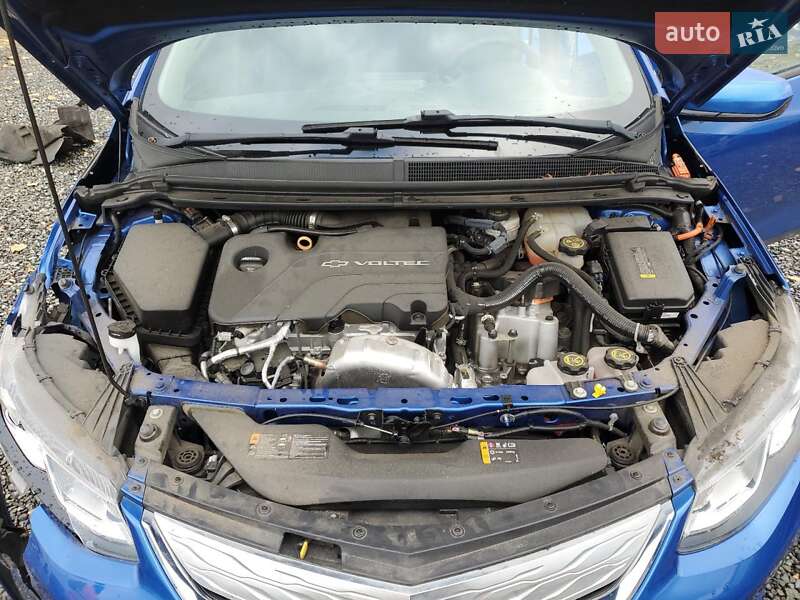 Хэтчбек Chevrolet Volt 2016 в Львове