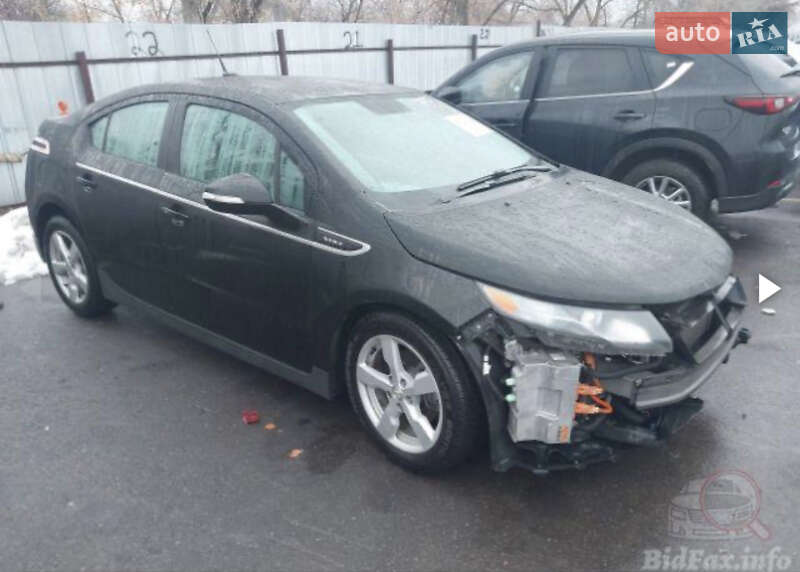 Хэтчбек Chevrolet Volt 2014 в Виннице