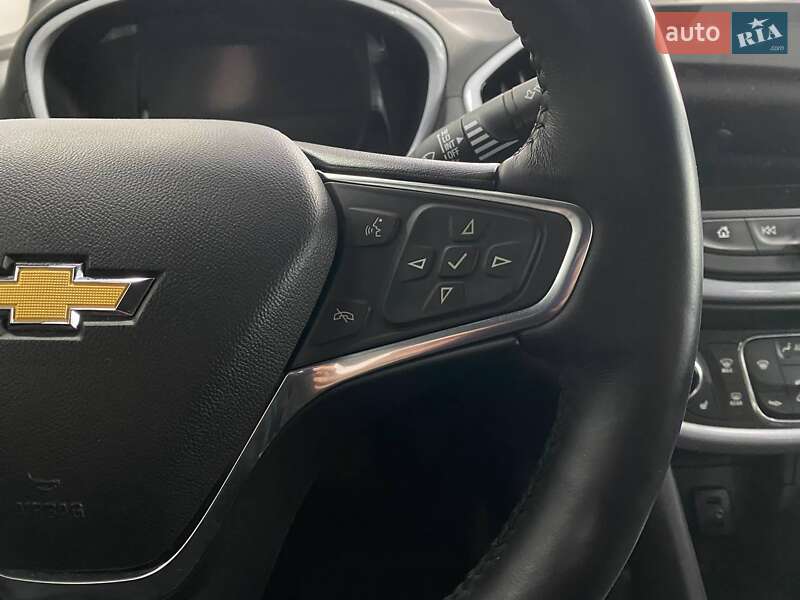 Хэтчбек Chevrolet Volt 2017 в Киеве