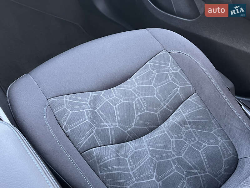 Хетчбек Chevrolet Volt 2016 в Одесі фото 32 Хетчбек Chevrolet Volt 2016 в Одесі