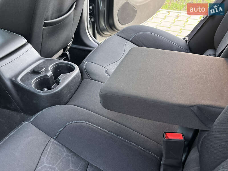 Хетчбек Chevrolet Volt 2016 в Одесі фото 42 Хетчбек Chevrolet Volt 2016 в Одесі