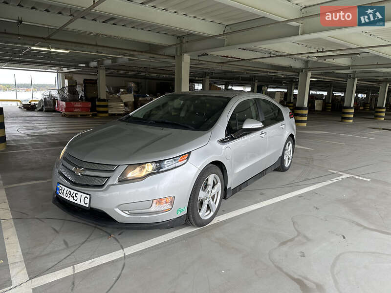 Хэтчбек Chevrolet Volt 2015 в Киеве фото 3 Хэтчбек Chevrolet Volt 2015 в Киеве