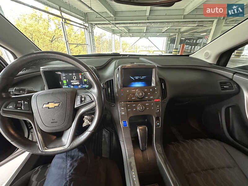 Хэтчбек Chevrolet Volt 2015 в Киеве фото 12 Хэтчбек Chevrolet Volt 2015 в Киеве