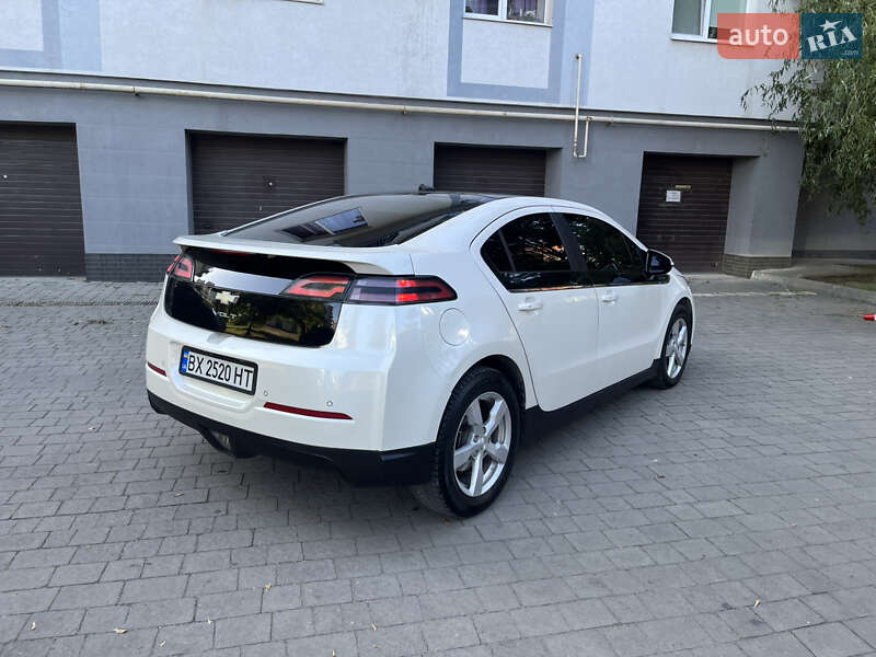 Хетчбек Chevrolet Volt 2011 в Івано-Франківську