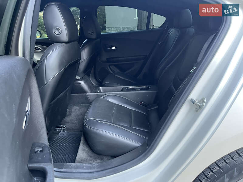 Хетчбек Chevrolet Volt 2011 в Івано-Франківську
