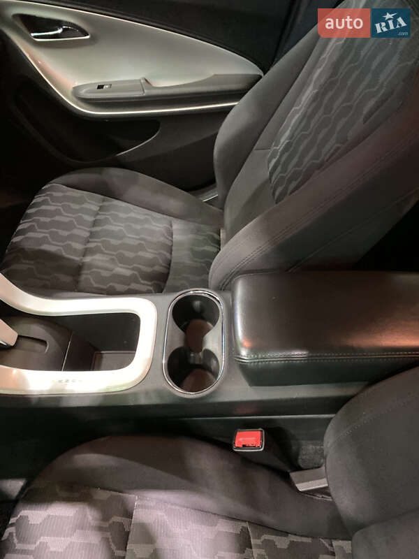Хэтчбек Chevrolet Volt 2013 в Одессе фото 16 Хэтчбек Chevrolet Volt 2013 в Одессе