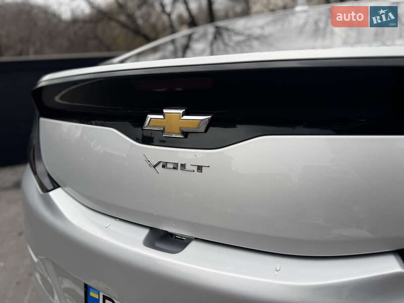 Хетчбек Chevrolet Volt 2016 в Києві