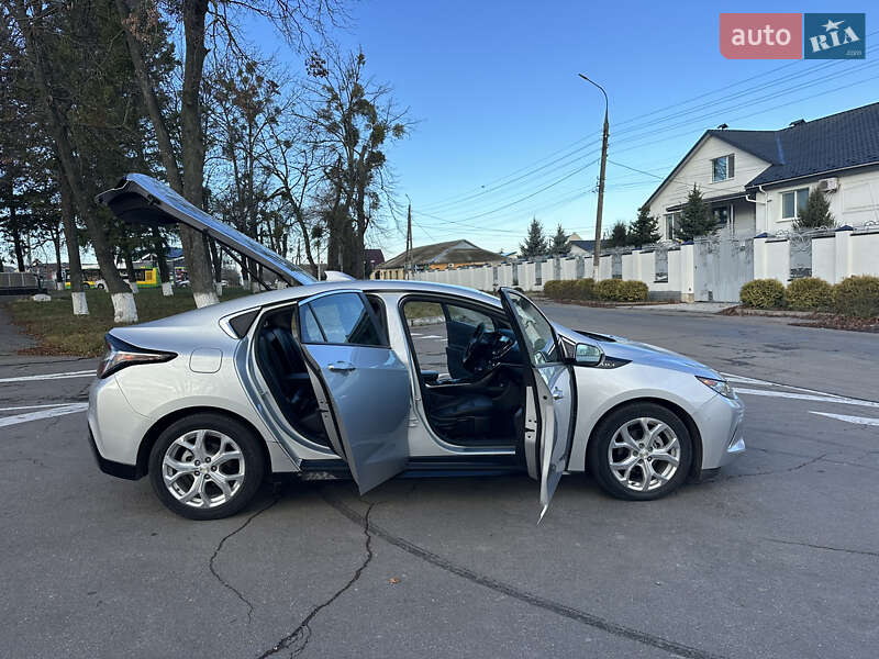 Хэтчбек Chevrolet Volt 2017 в Виннице