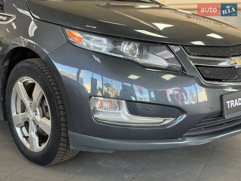 Хэтчбек Chevrolet Volt 2012 в Киеве