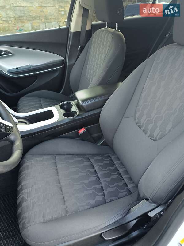 Хетчбек Chevrolet Volt 2013 в Одесі