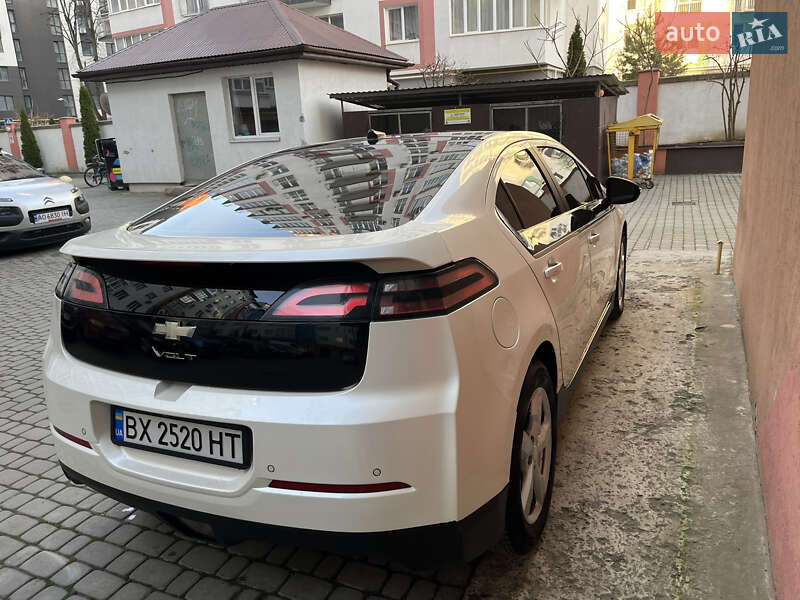 Хетчбек Chevrolet Volt 2011 в Тульчині