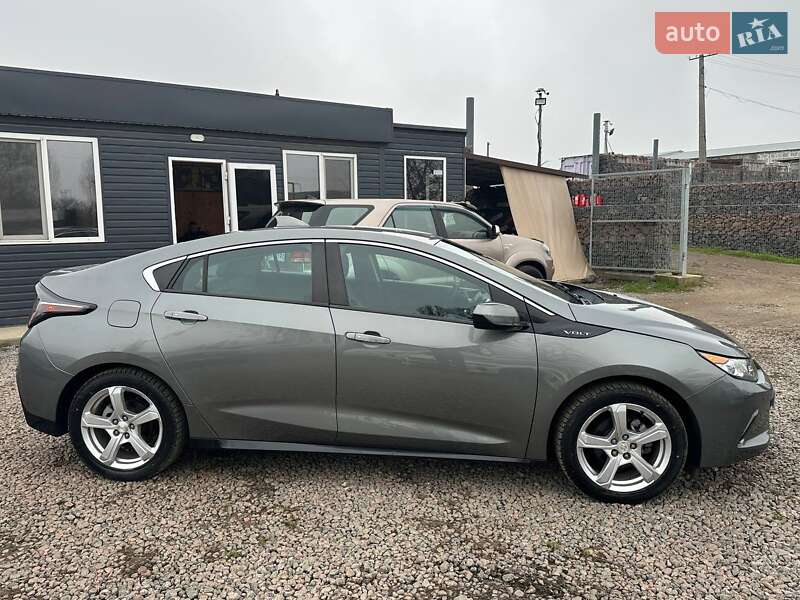 Хэтчбек Chevrolet Volt 2017 в Одессе фото 7 Хэтчбек Chevrolet Volt 2017 в Одессе