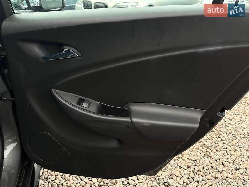 Хэтчбек Chevrolet Volt 2017 в Одессе фото 31 Хэтчбек Chevrolet Volt 2017 в Одессе