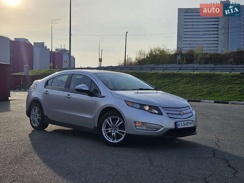 Хетчбек Chevrolet Volt 2013 в Києві фото 7 Хетчбек Chevrolet Volt 2013 в Києві