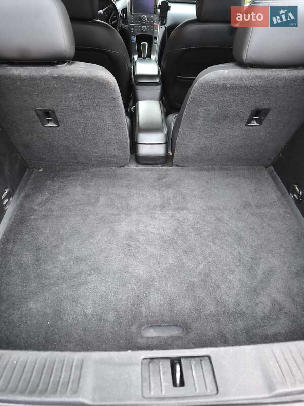 Хетчбек Chevrolet Volt 2013 в Києві фото 32 Хетчбек Chevrolet Volt 2013 в Києві