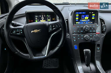Хэтчбек Chevrolet Volt 2015 в Киеве