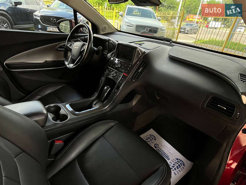 Хетчбек Chevrolet Volt 2014 в Львові