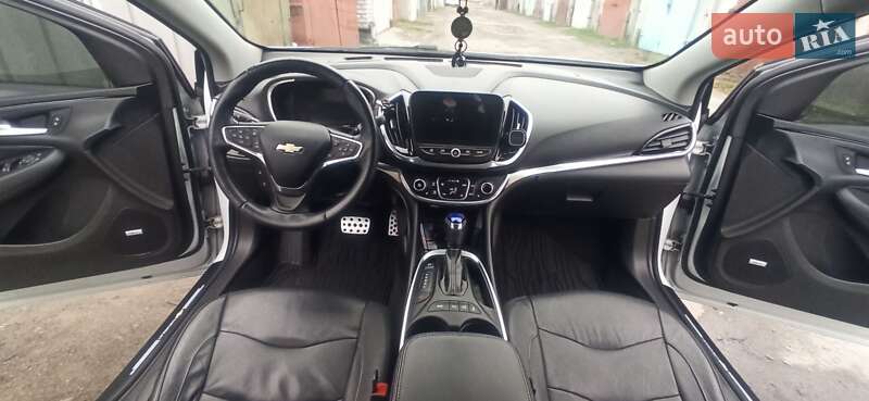 Хэтчбек Chevrolet Volt 2017 в Кременчуге фото 25 Хэтчбек Chevrolet Volt 2017 в Кременчуге