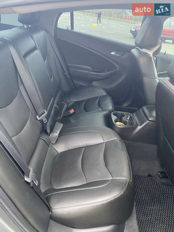 Хетчбек Chevrolet Volt 2018 в Києві