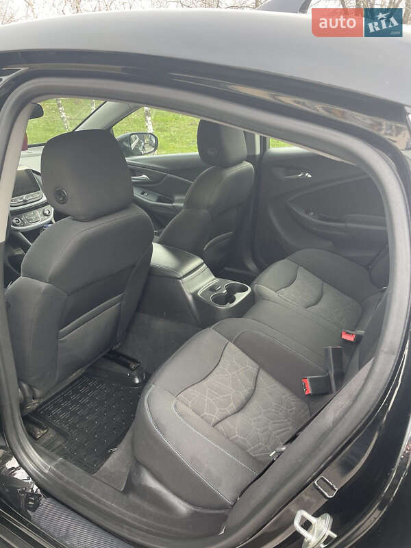 Хэтчбек Chevrolet Volt 2016 в Запорожье