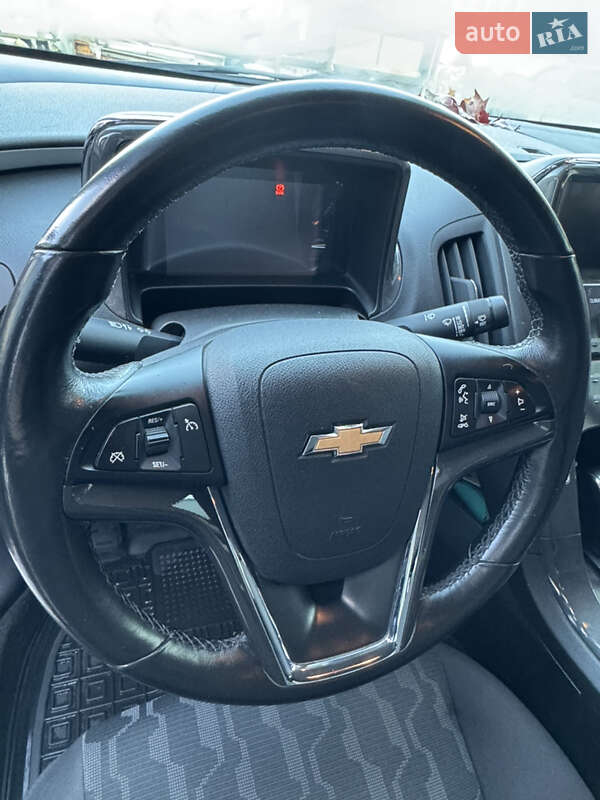 Хэтчбек Chevrolet Volt 2013 в Днепре