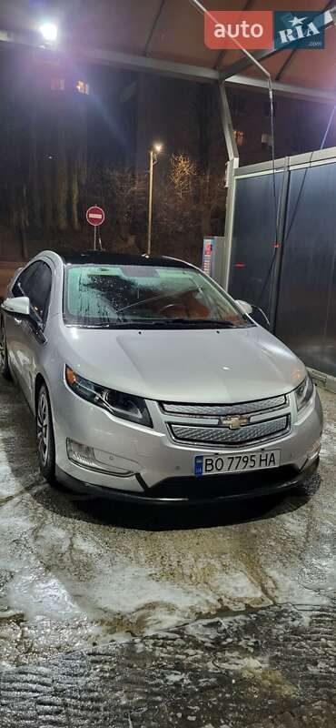Хэтчбек Chevrolet Volt 2011 в Тернополе