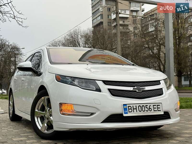 Хэтчбек Chevrolet Volt 2015 в Одессе