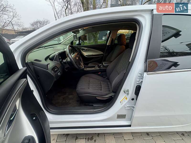 Хэтчбек Chevrolet Volt 2015 в Одессе