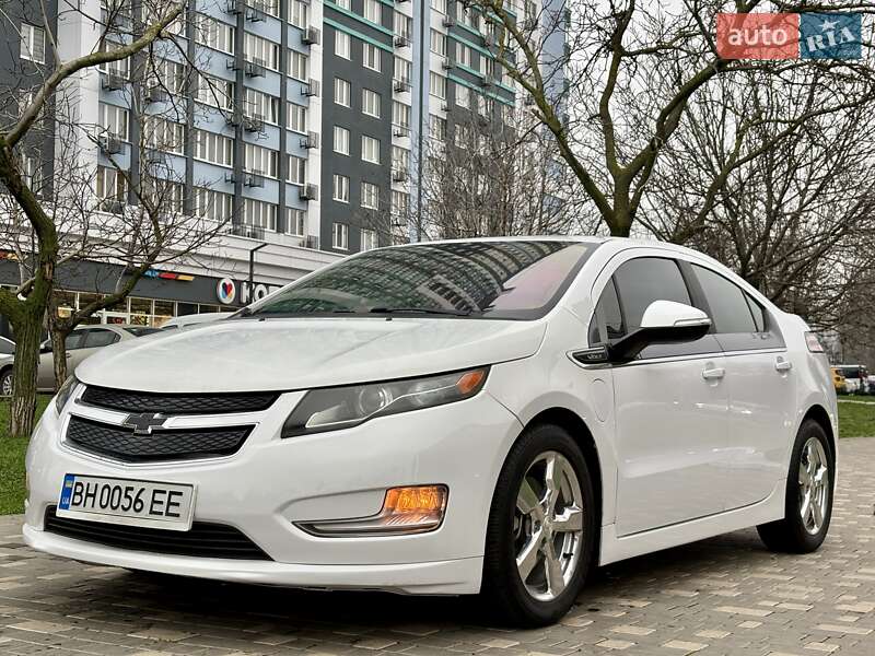 Хэтчбек Chevrolet Volt 2015 в Одессе