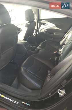 Хэтчбек Chevrolet Volt 2015 в Кропивницком