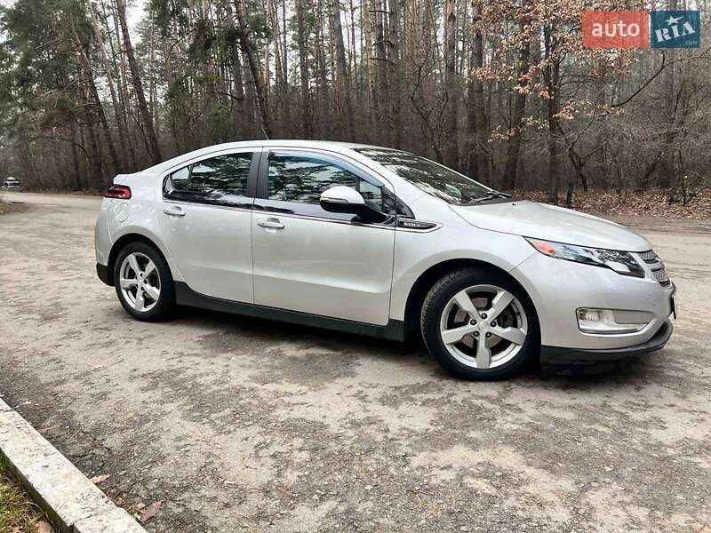 Хетчбек Chevrolet Volt 2013 в Броварах
