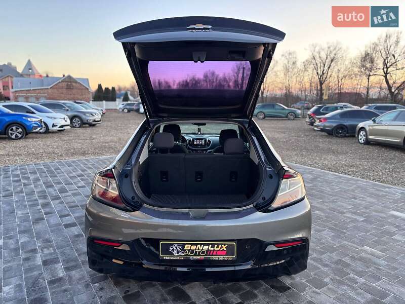 Хэтчбек Chevrolet Volt 2017 в Коломые