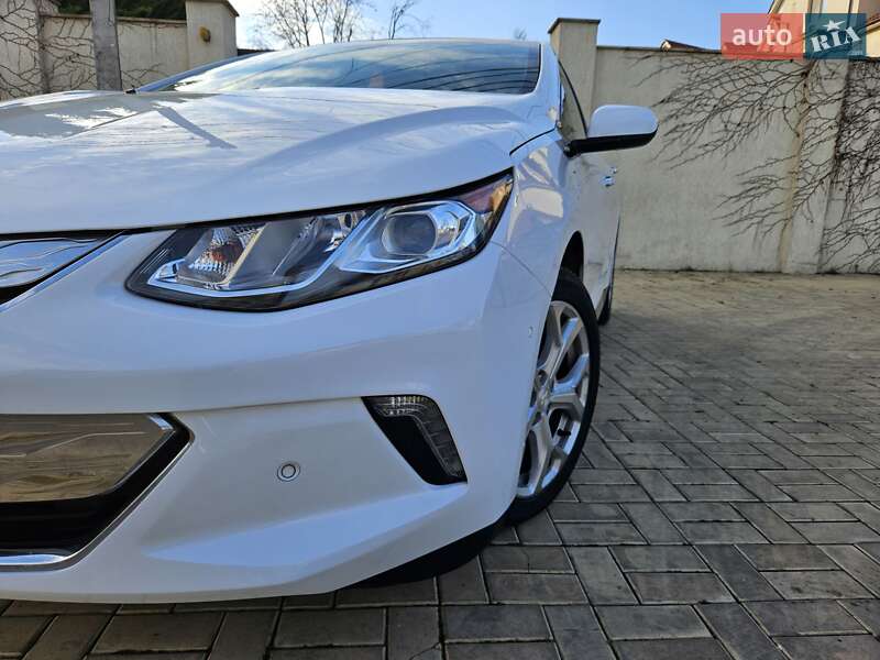 Хэтчбек Chevrolet Volt 2016 в Одессе