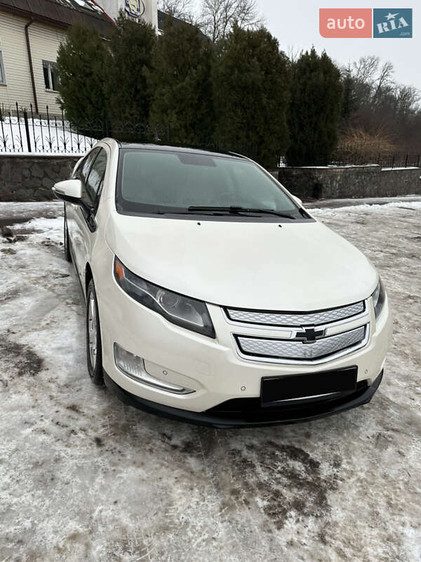 Хэтчбек Chevrolet Volt 2012 в Полтаве